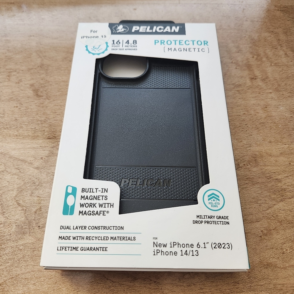 Pelican Protector (Magnetic) Case with MagSafe - iPhone 15 / 14 / 13